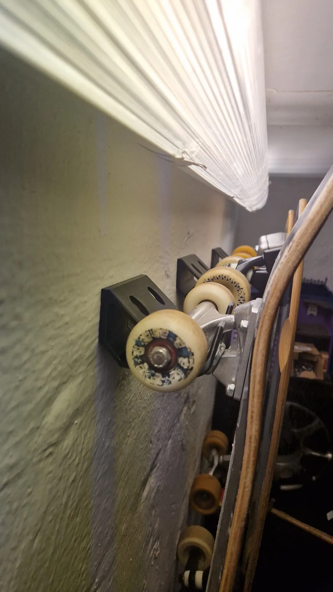 Suporte de Parede para Skate